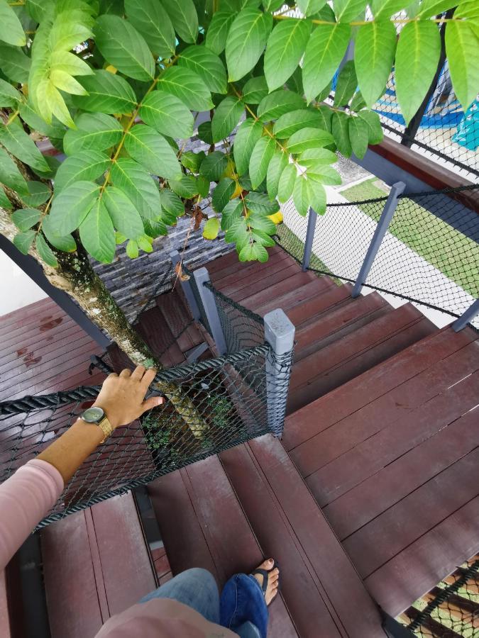 Kajang Industrial House With Olympic Size Swimming Poolアパートメント エクステリア 写真